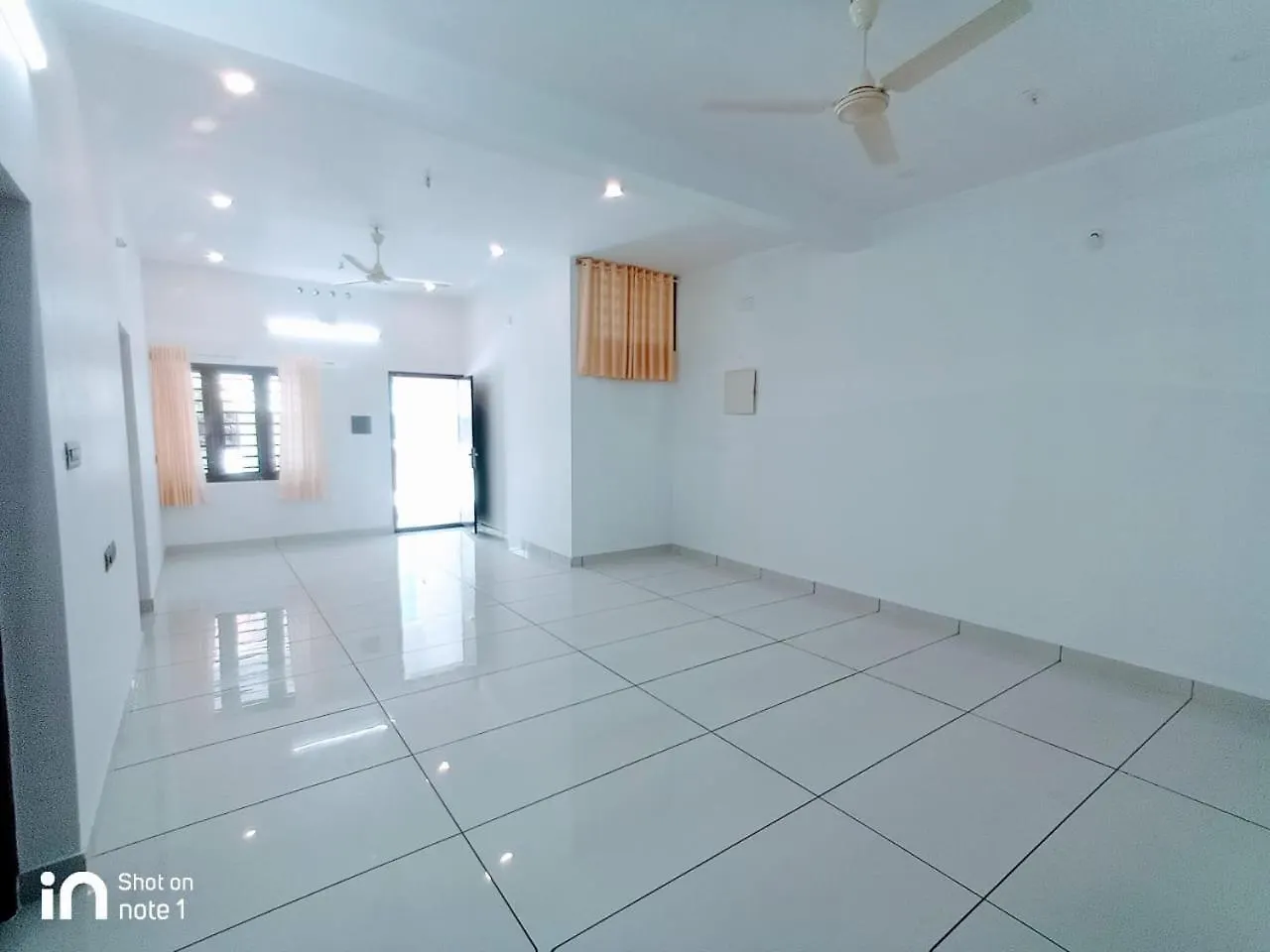 Elamkulam Penthouse -Homely Feel Chottanikara 0*,