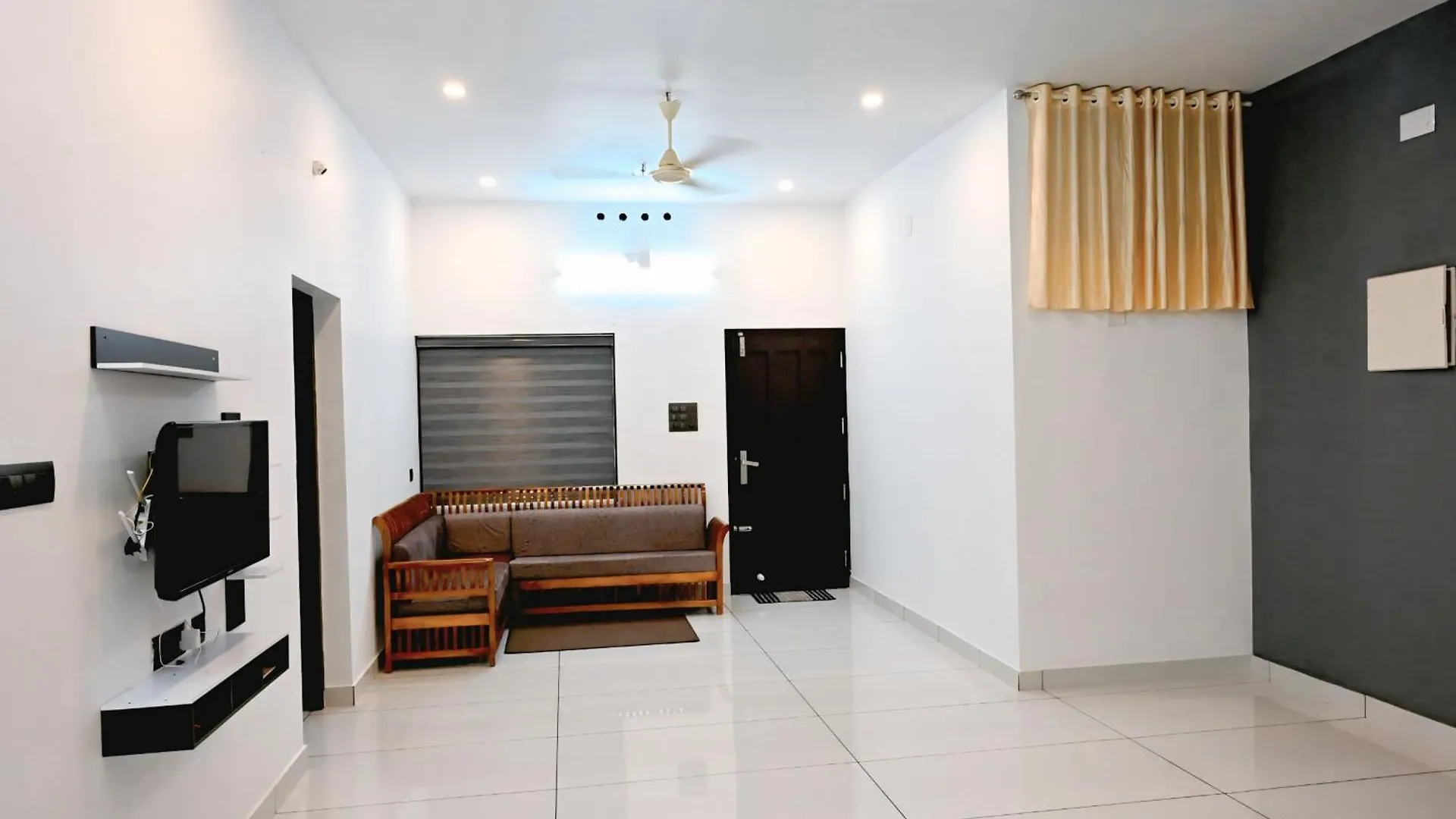 Elamkulam Penthouse -Homely Feel Chottanikara India