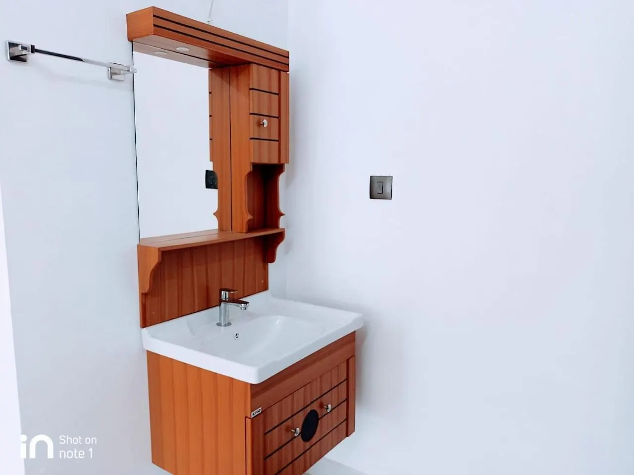 Elamkulam Penthouse -Homely Feel Chottanikara